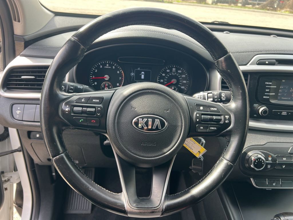 Used 2016 Kia Sorento LX w/ LX Convenience Package AWD/4WD image 13