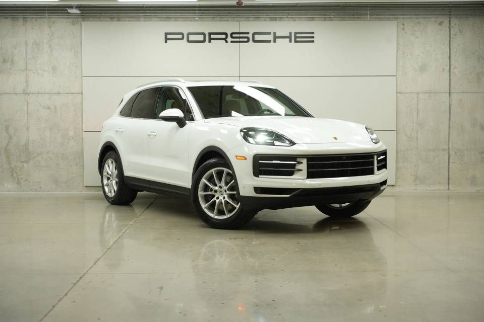 New 2026 Porsche Cayenne AWD/4WD image 9