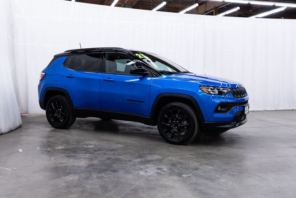 Used 2023 Jeep Compass Latitude