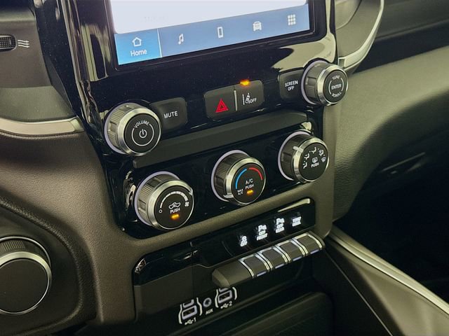 New 2026 RAM 1500 Express AWD/4WD image 15