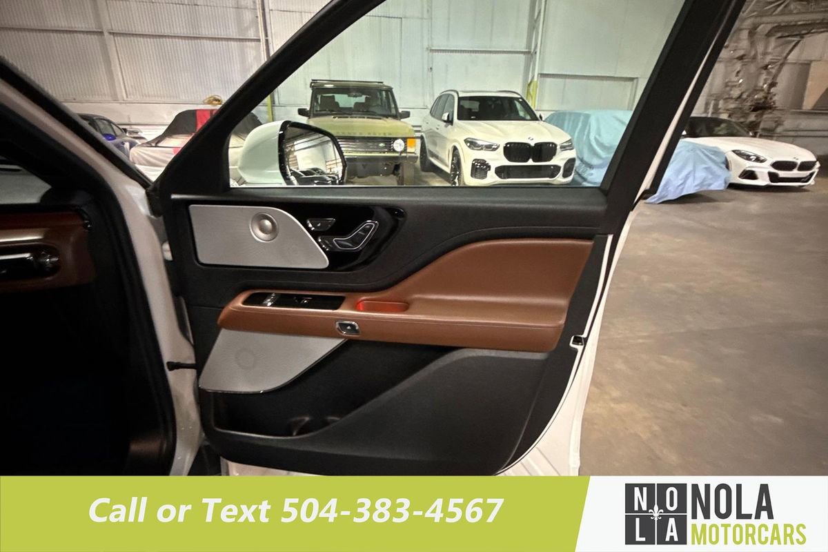 Used 2022 Lincoln Aviator Reserve w/ Equipment Group 201A AWD/4WD image 29