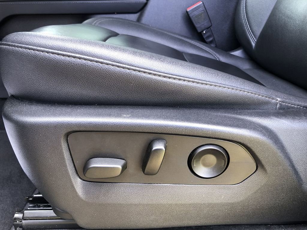 Used 2023 Chevrolet Tahoe Z71 AWD/4WD image 24