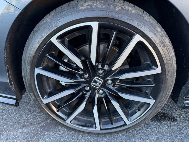 Used 2024 Honda Accord Touring image 12