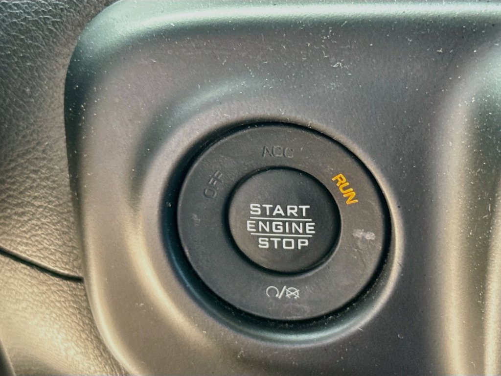 Certified 2023 Jeep Wrangler Unlimited w/ Cold Weather Group AWD/4WD image 15