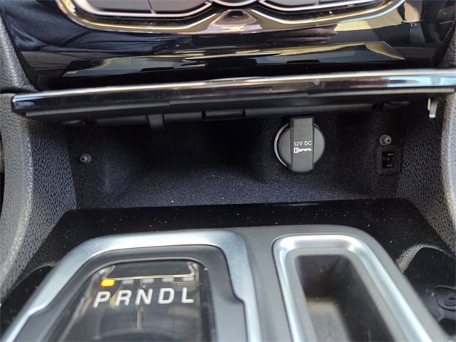 Certified 2023 Chrysler 300 Touring image 28