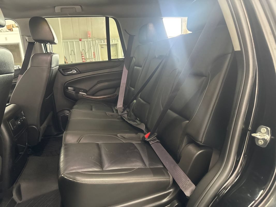 Used 2017 Chevrolet Tahoe LT w/ Luxury Package AWD/4WD image 17