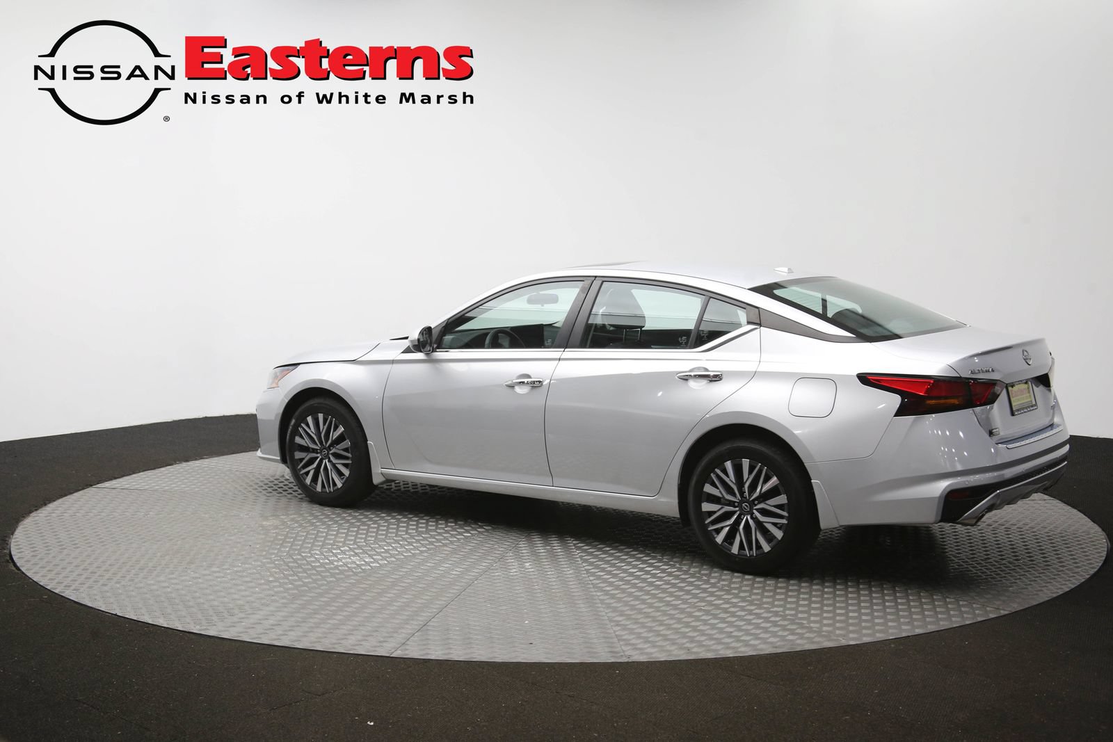 Used 2023 Nissan Altima 2.5 SV w/ SV Premium Package AWD/4WD image 64