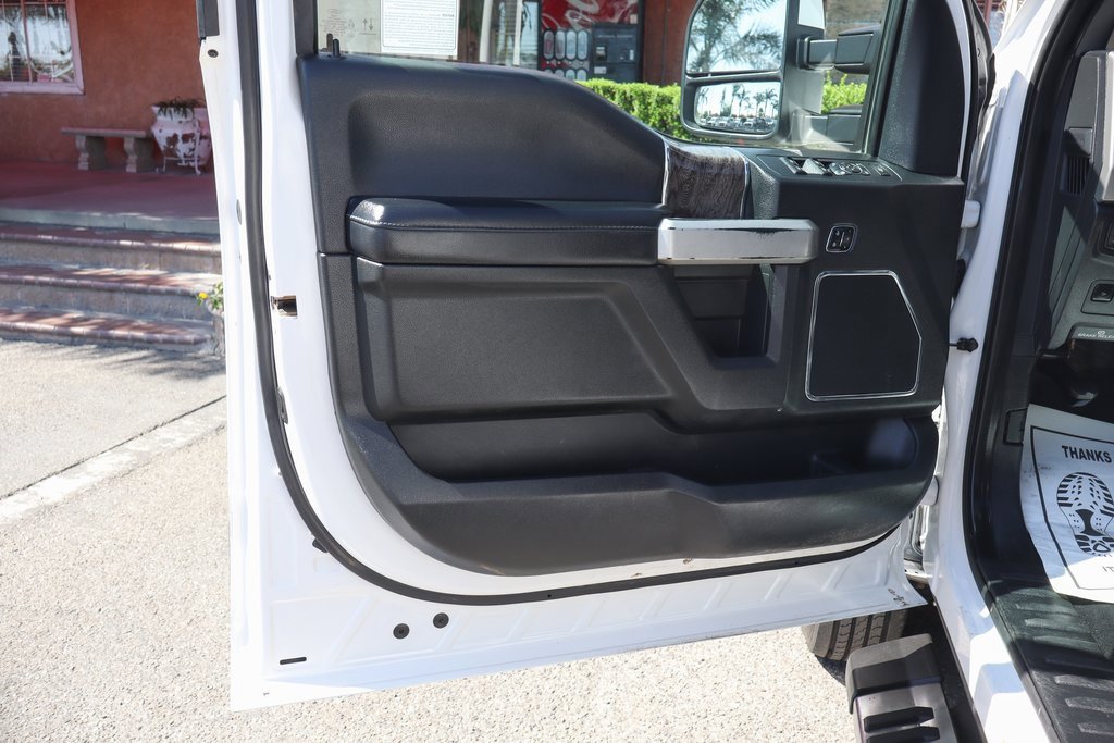 Used 2019 Ford F450 Lariat w/ Lariat Ultimate Package image 15
