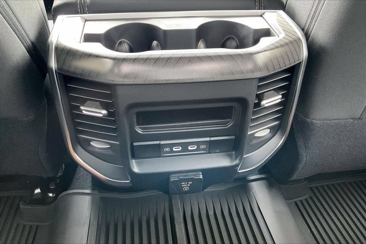 New 2026 RAM 3500 Big Horn AWD/4WD image 14