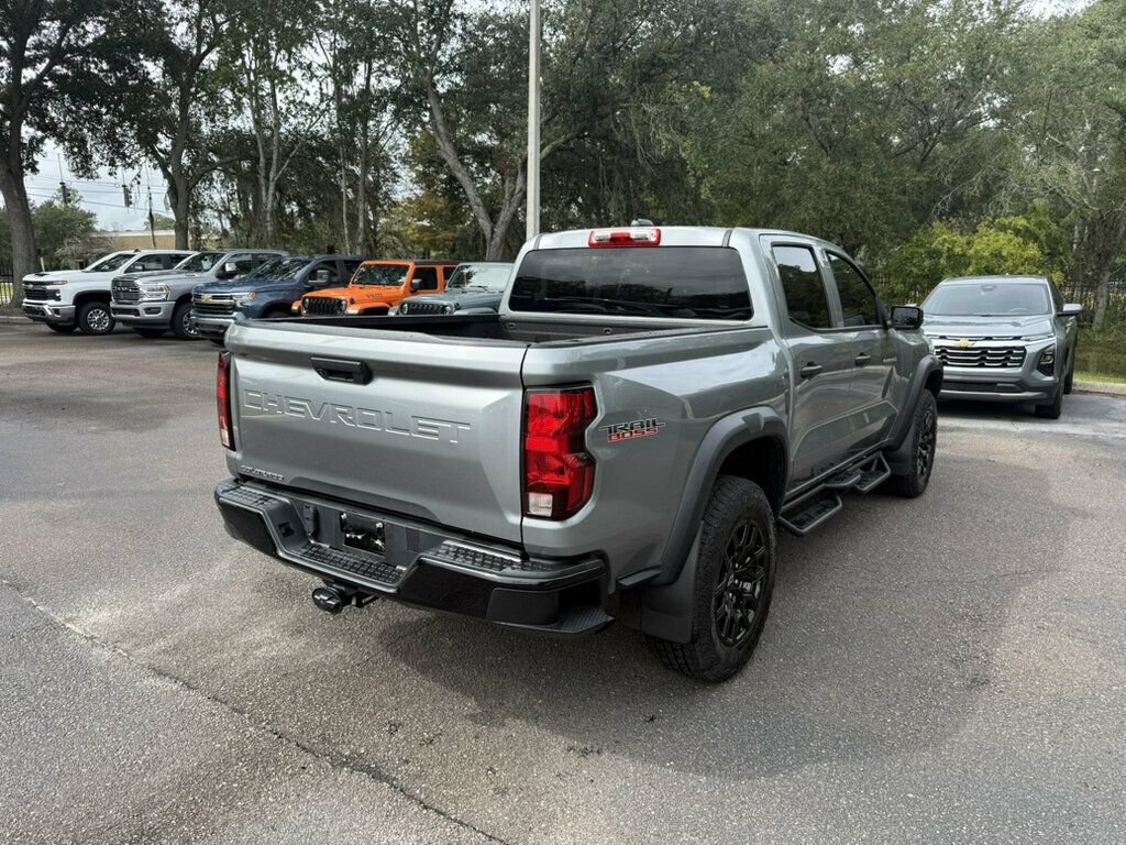 Used 2024 Chevrolet Colorado Trail Boss w/ Advanced Trailering Package AWD/4WD image 10