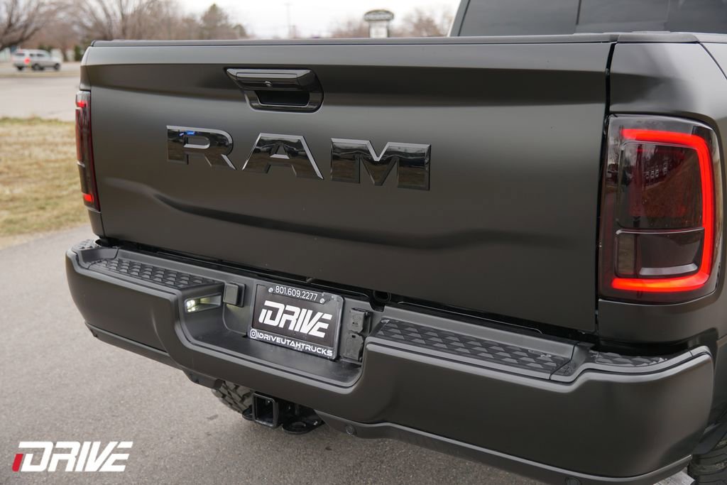 Used 2026 RAM 3500 Limited image 10