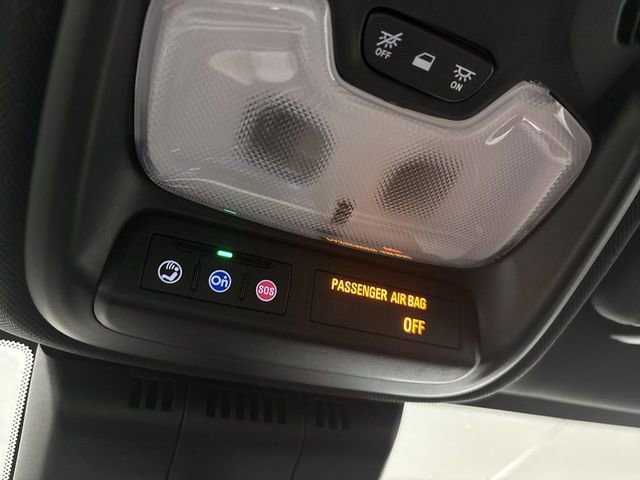 Used 2023 Chevrolet Colorado Trail Boss w/ Technology Package image 56