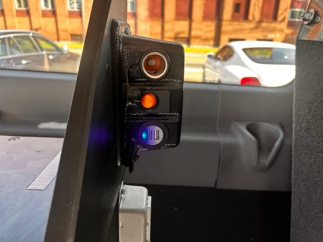 Used 2019 Ford Transit 150 XLT RWD image 24