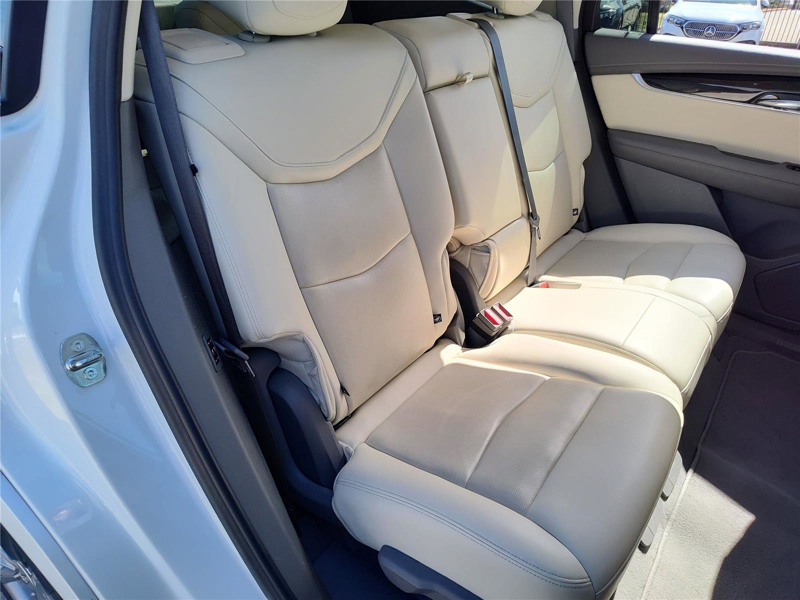 Used 2023 Cadillac XT6 Premium Luxury image 26