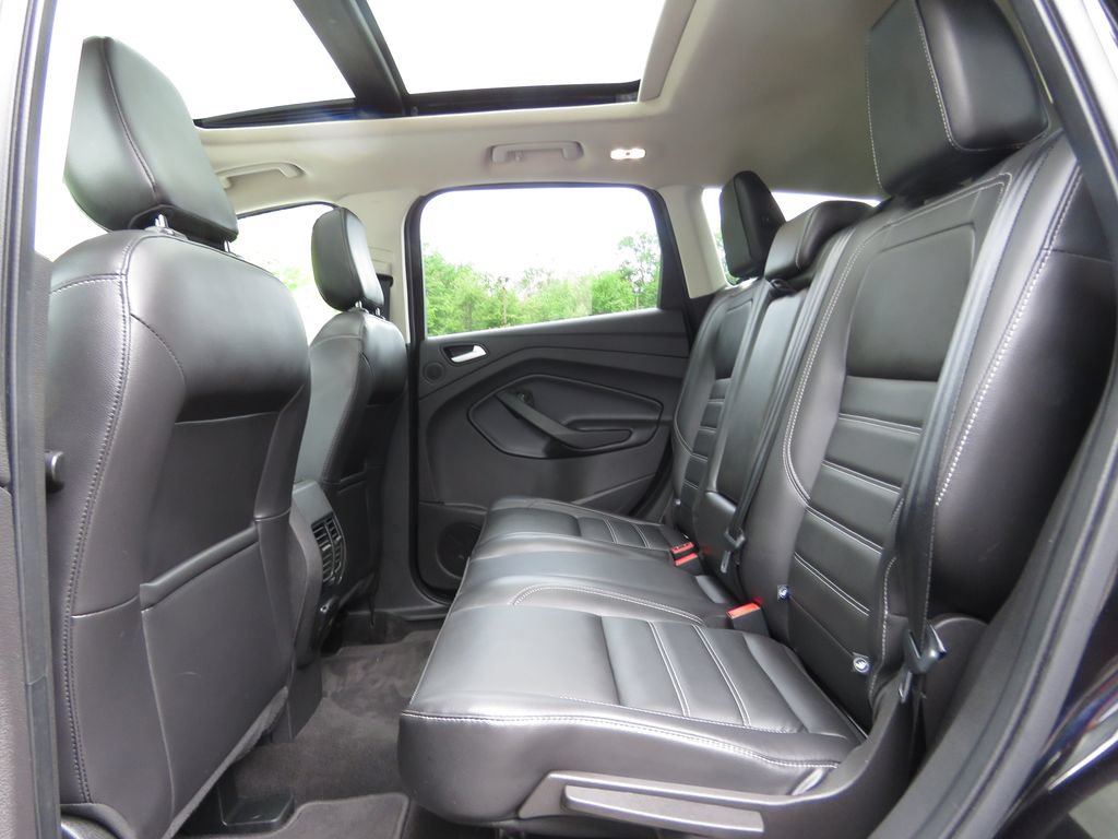 Used 2019 Ford Escape Titanium AWD/4WD image 20