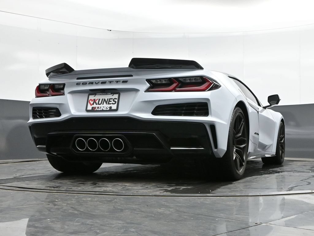 Used 2024 Chevrolet Corvette Z06 w/ Battery Protection Package RWD image 38
