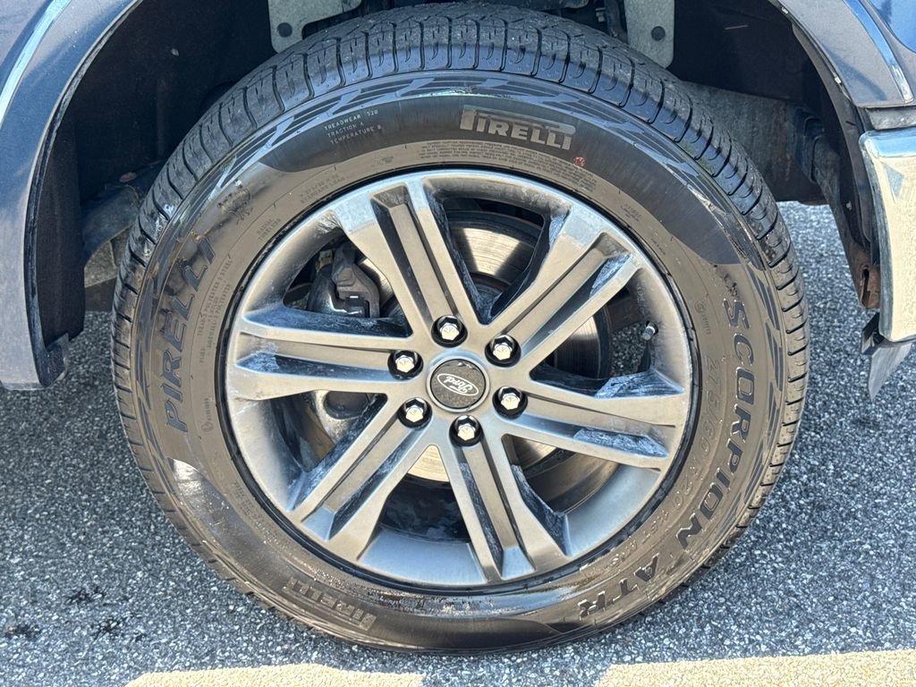 Used 2016 Ford F150 Lariat image 12