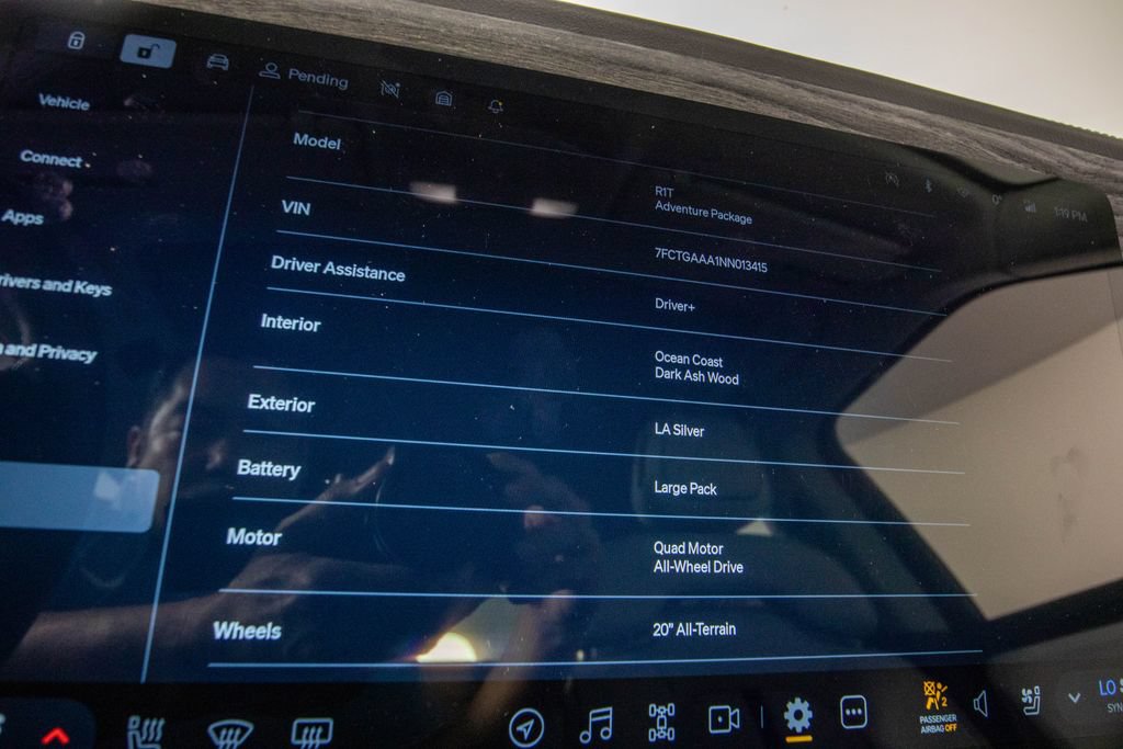 Used 2022 Rivian R1T Adventure AWD/4WD image 24