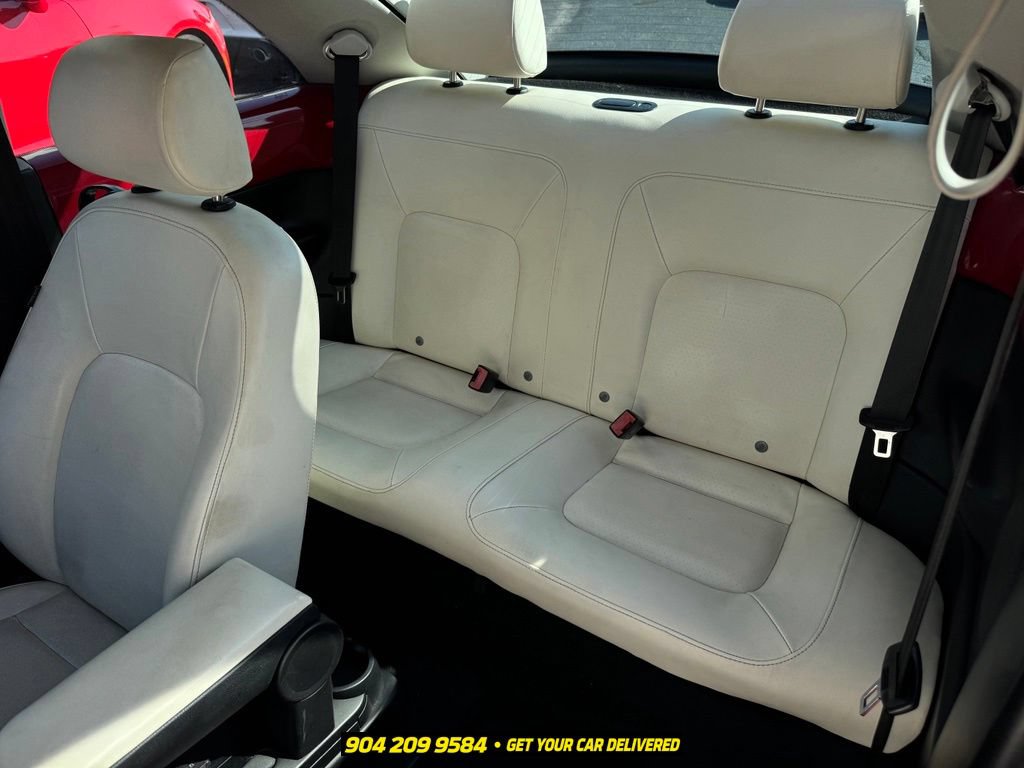 Used 2010 Volkswagen Beetle Coupe FWD image 16