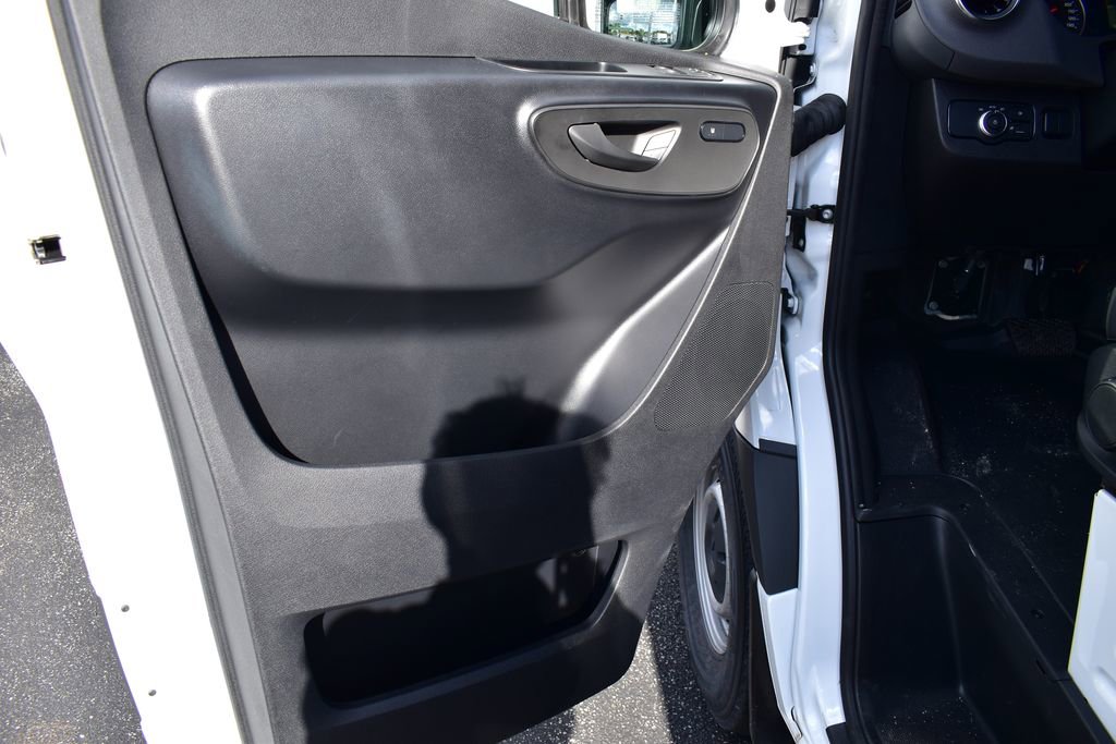 New 2025 Mercedes-Benz Sprinter 2500 image 9