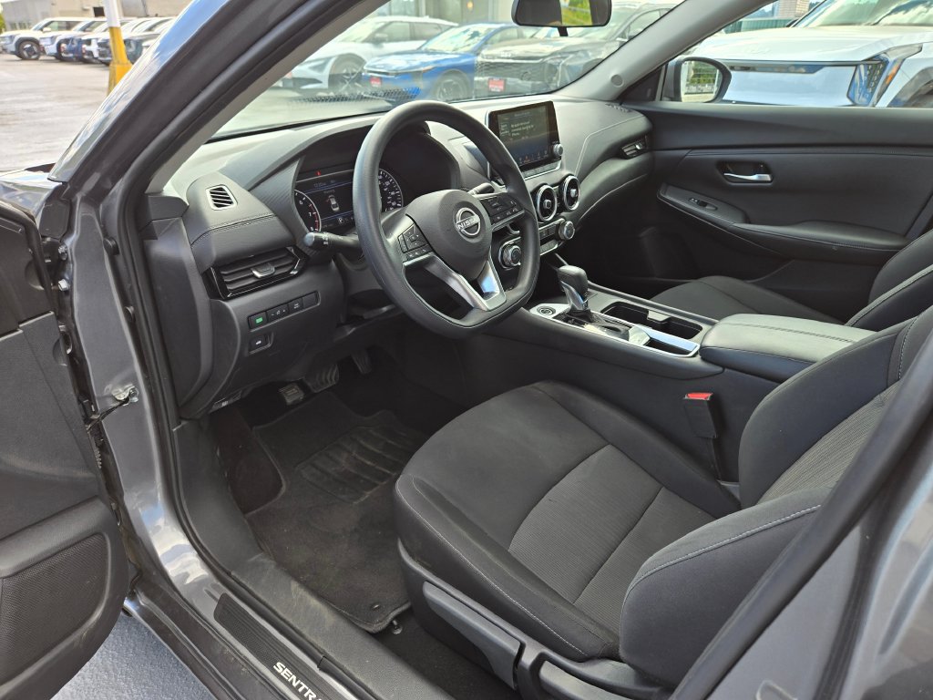 Used 2024 Nissan Sentra SV FWD image 19