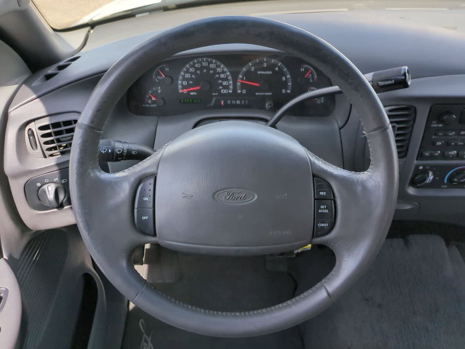 Used 2001 Ford F150 Lariat AWD/4WD image 14