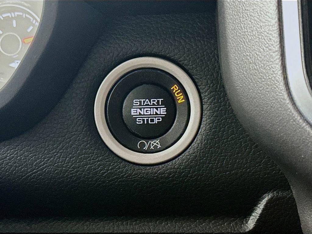 Used 2024 RAM 2500 Big Horn w/ Bed Utility Group image 26