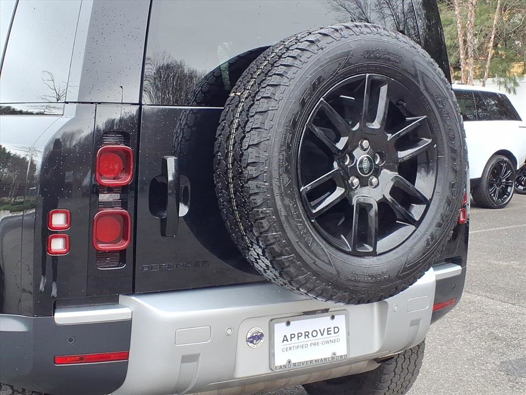 Certified 2024 Land Rover Defender 110 S image 19