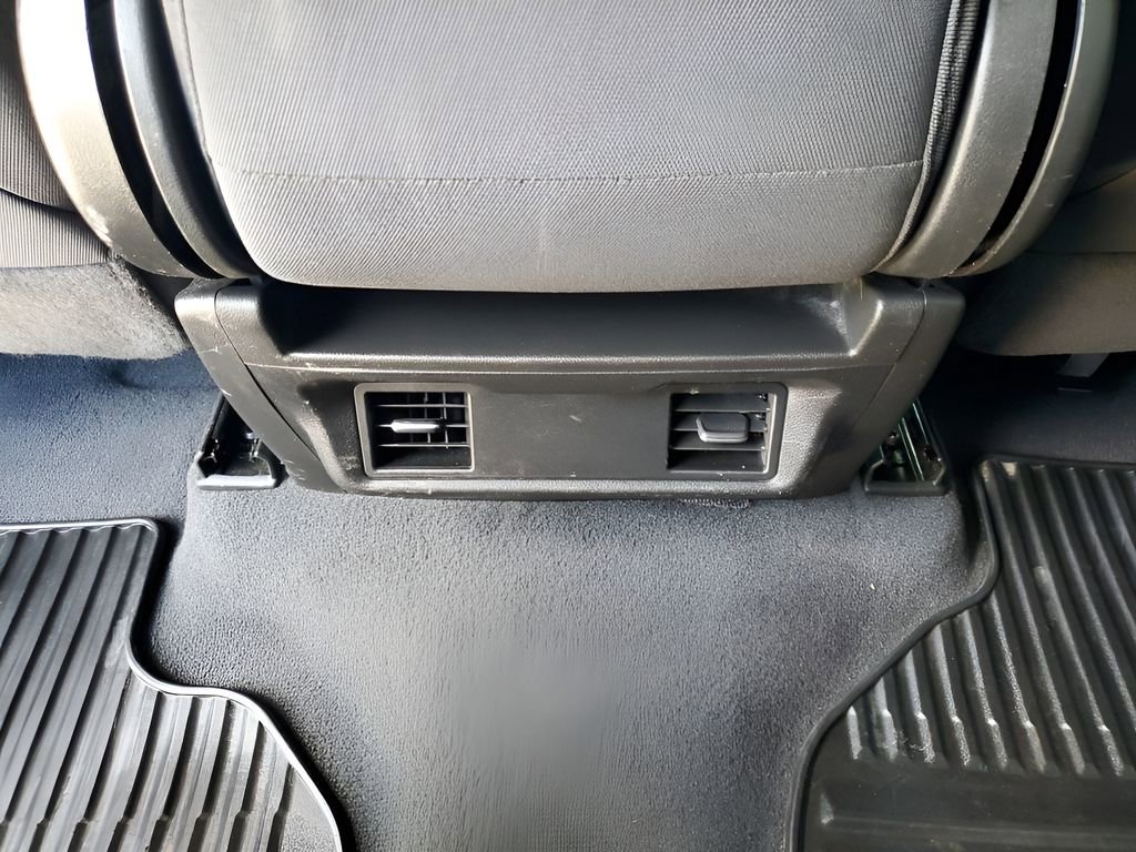 Used 2023 Chevrolet Silverado 2500 Custom w/ Custom Value Package image 21