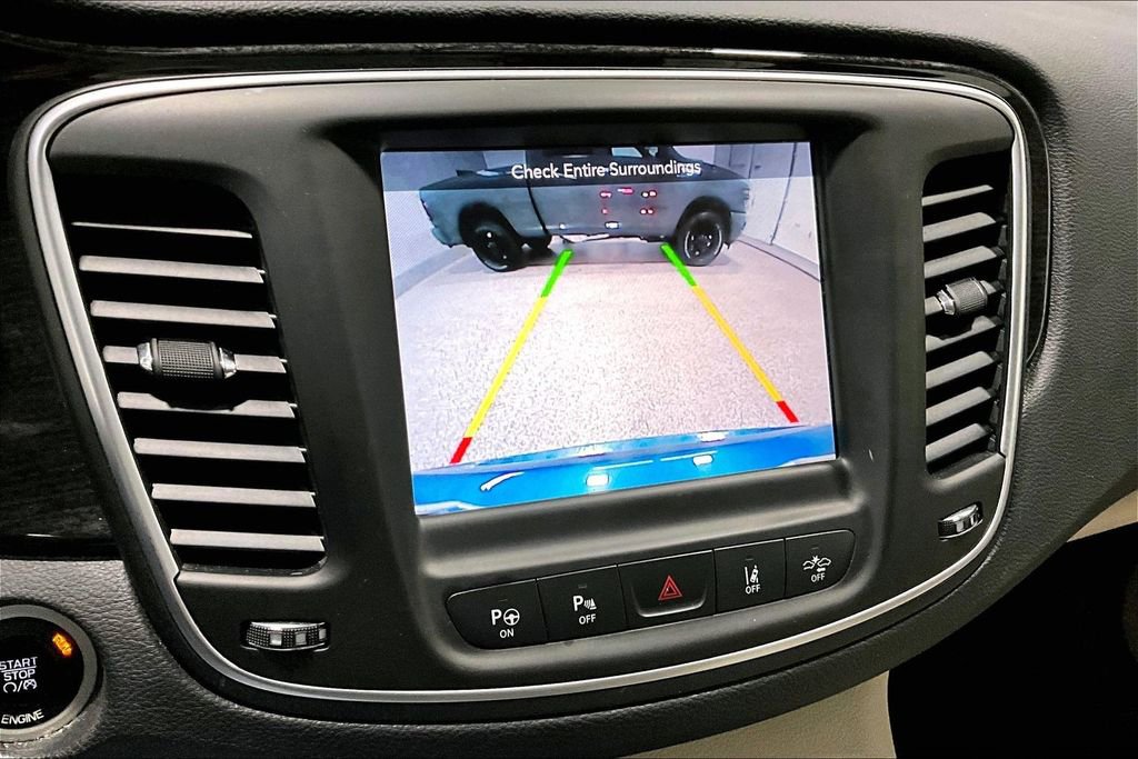 Used 2015 Chrysler 200 C w/ Navigation & Sound Group I image 14