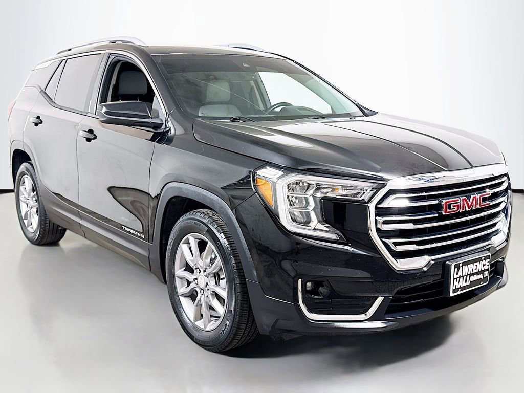 Certified 2022 GMC Terrain SLT w/ Infotainment Package II FWD image 3