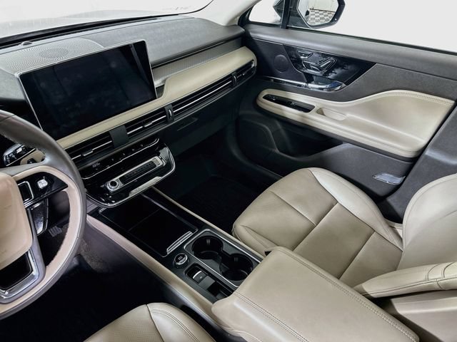 Used 2023 Lincoln Corsair AWD w/ Equipment Group 101A image 29