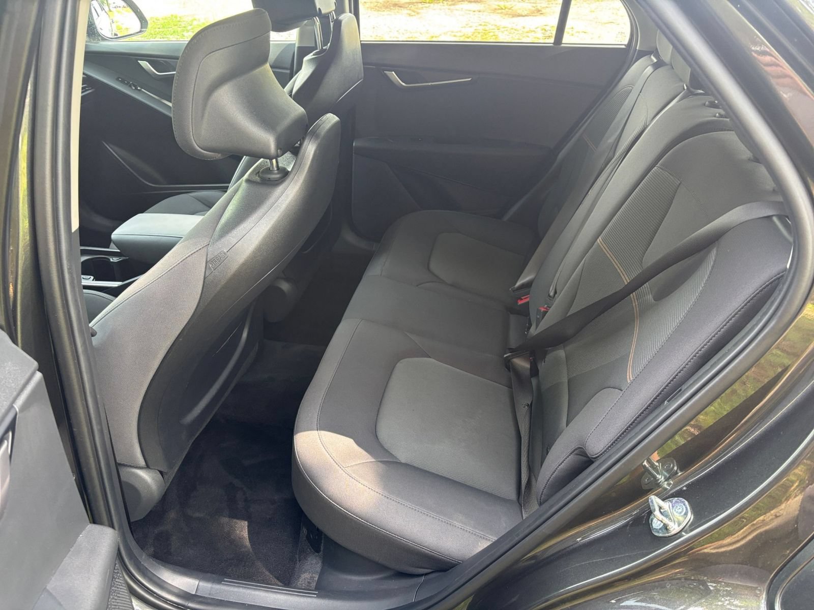Used 2026 Kia Niro LX FWD image 25