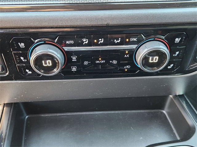 Used 2024 Chevrolet Silverado 1500 ZR2 w/ Technology Package image 18