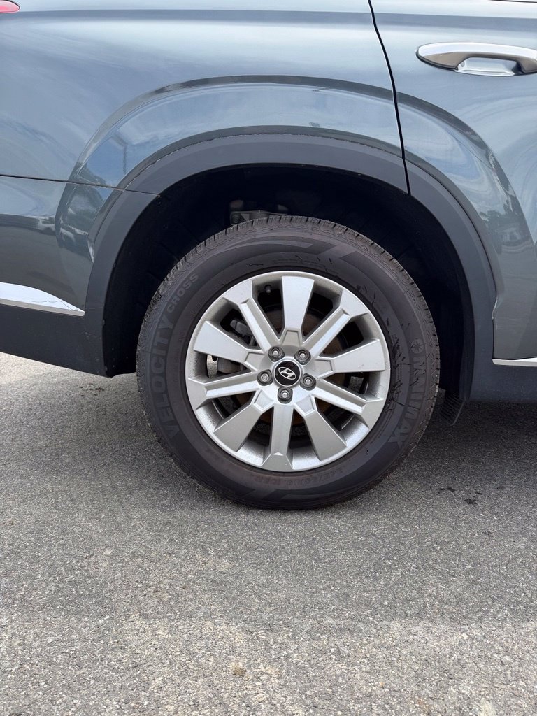 Used 2023 Hyundai Palisade SE AWD/4WD image 17
