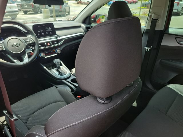 Used 2019 Kia Forte LXS FWD image 12