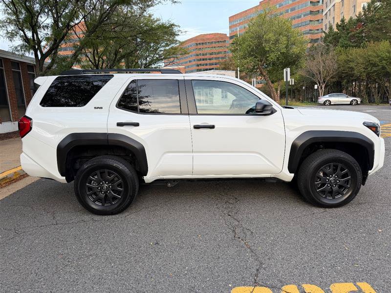 Used 2025 Toyota 4Runner SR5 AWD/4WD image 7