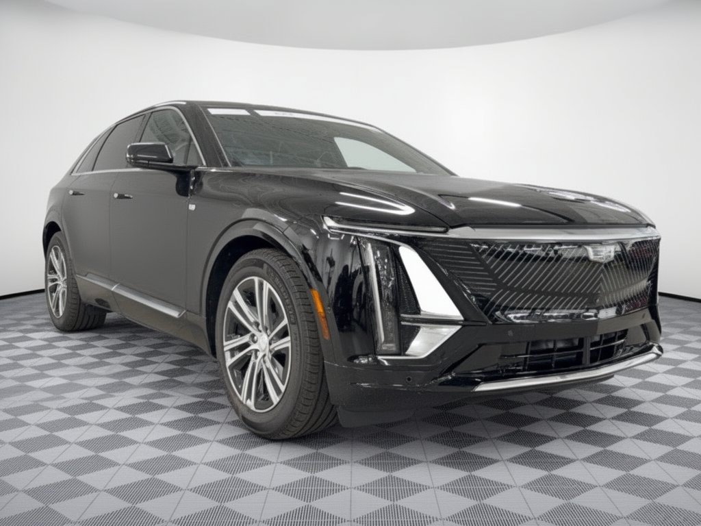 Used 2024 Cadillac Lyriq Luxury RWD image 7