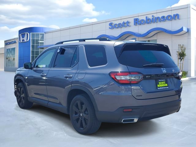 Certified 2025 Honda Pilot Black Edition image 3