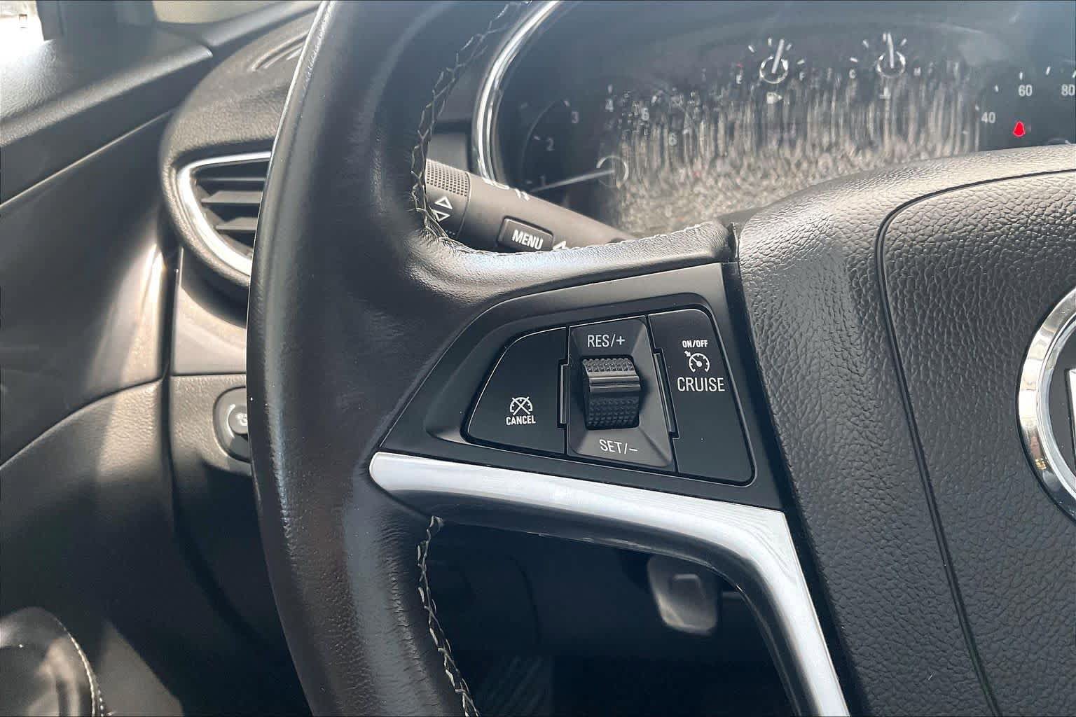Used 2020 Buick Encore Preferred AWD/4WD image 24