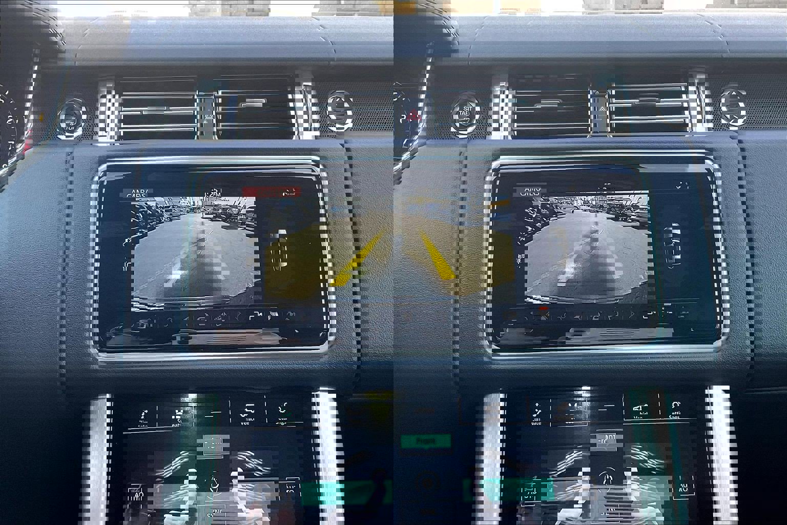 Used 2018 Land Rover Range Rover V6 Supercharged SWB image 27