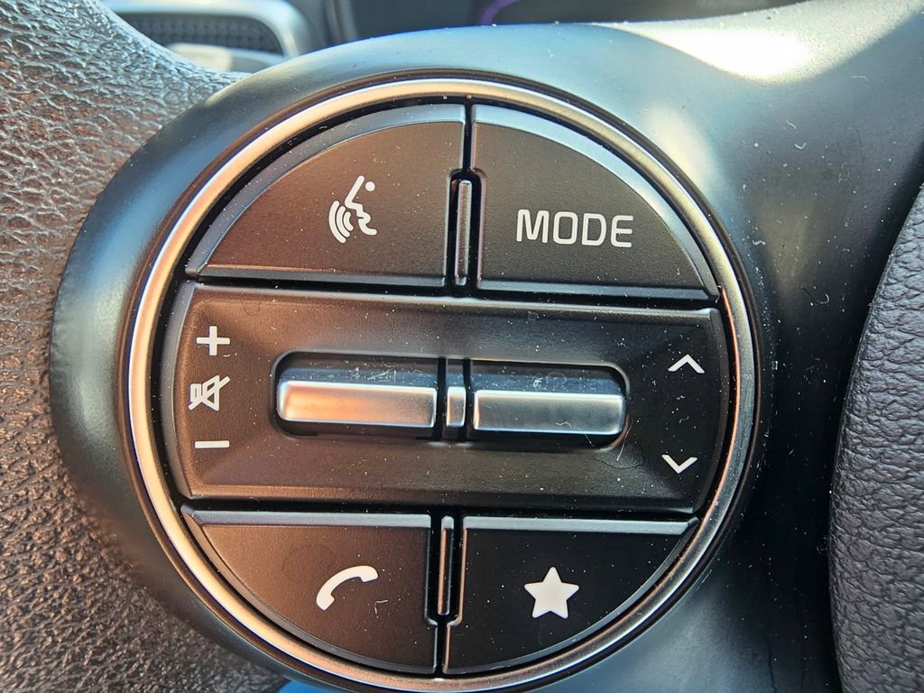 Used 2023 Kia Soul LX FWD image 20