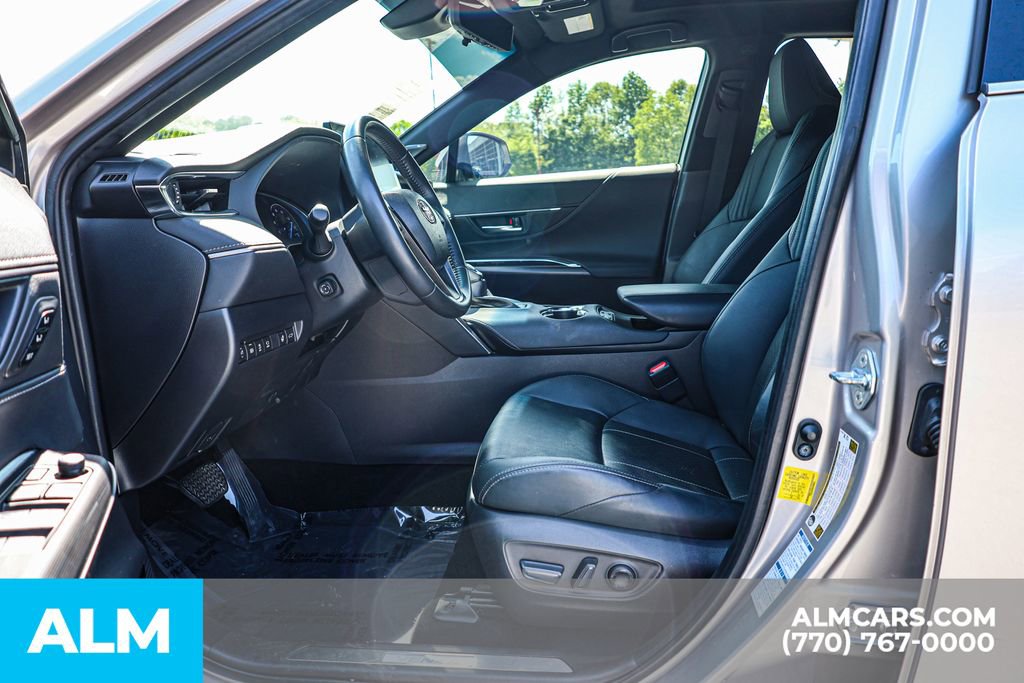Used 2022 Toyota Venza Limited AWD/4WD image 18