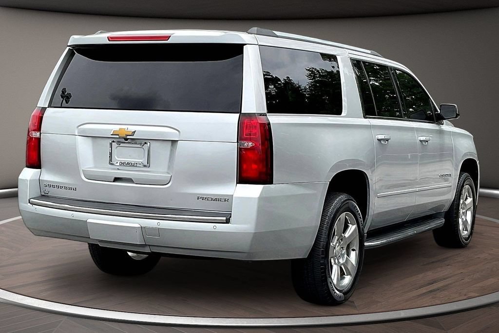 Used 2020 Chevrolet Suburban Premier AWD/4WD image 6