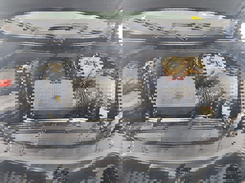 Used 2021 GMC Yukon XL SLT w/ SLT Premium Package image 30