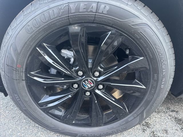 New 2026 Buick Envista Sport Touring w/ Convenience I Package FWD image 5