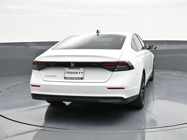 New 2025 Honda Accord SE image 11
