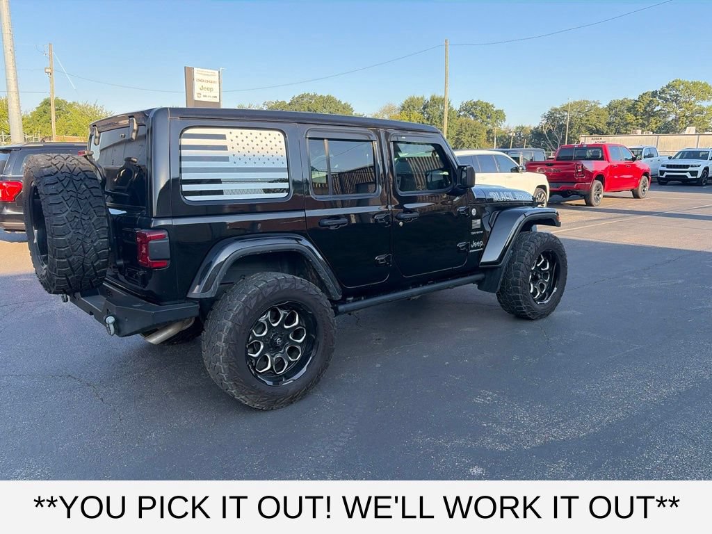 Used 2024 Jeep Wrangler Unlimited Sahara w/ Technology Group AWD/4WD image 6