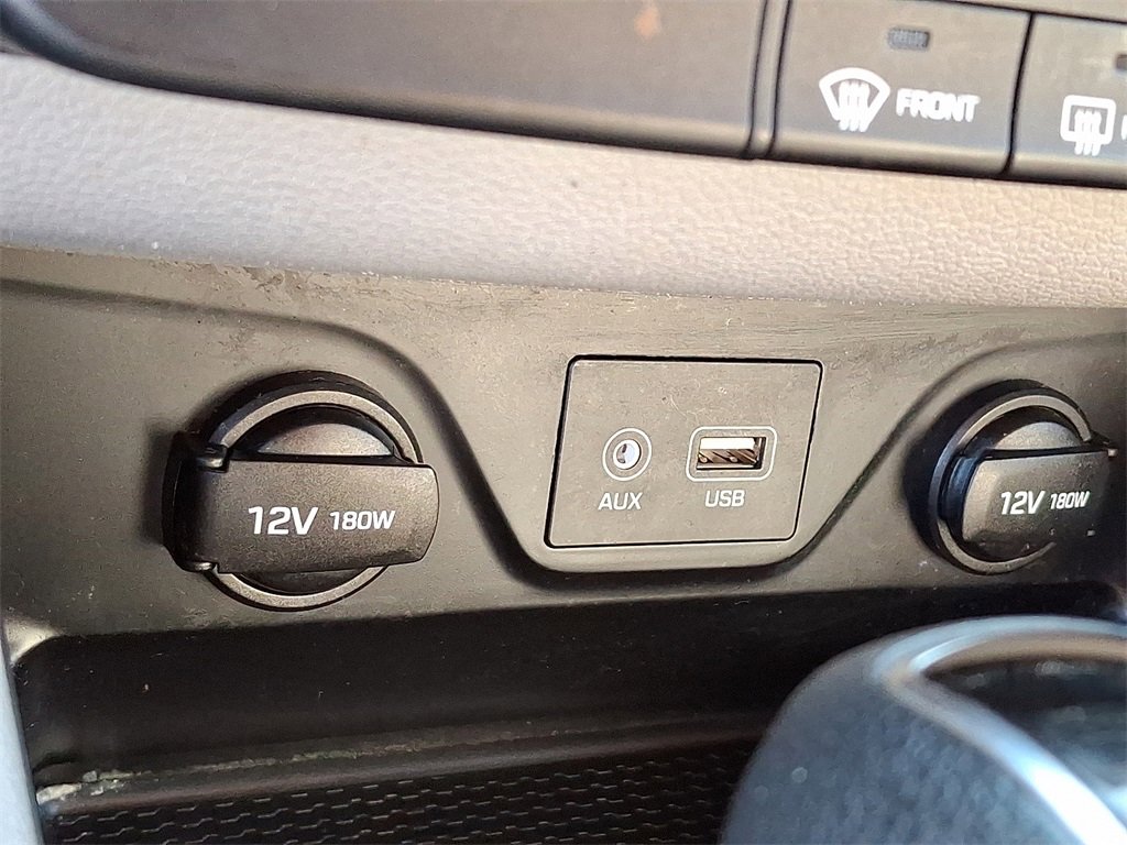 Used 2019 Hyundai Tucson SE image 23