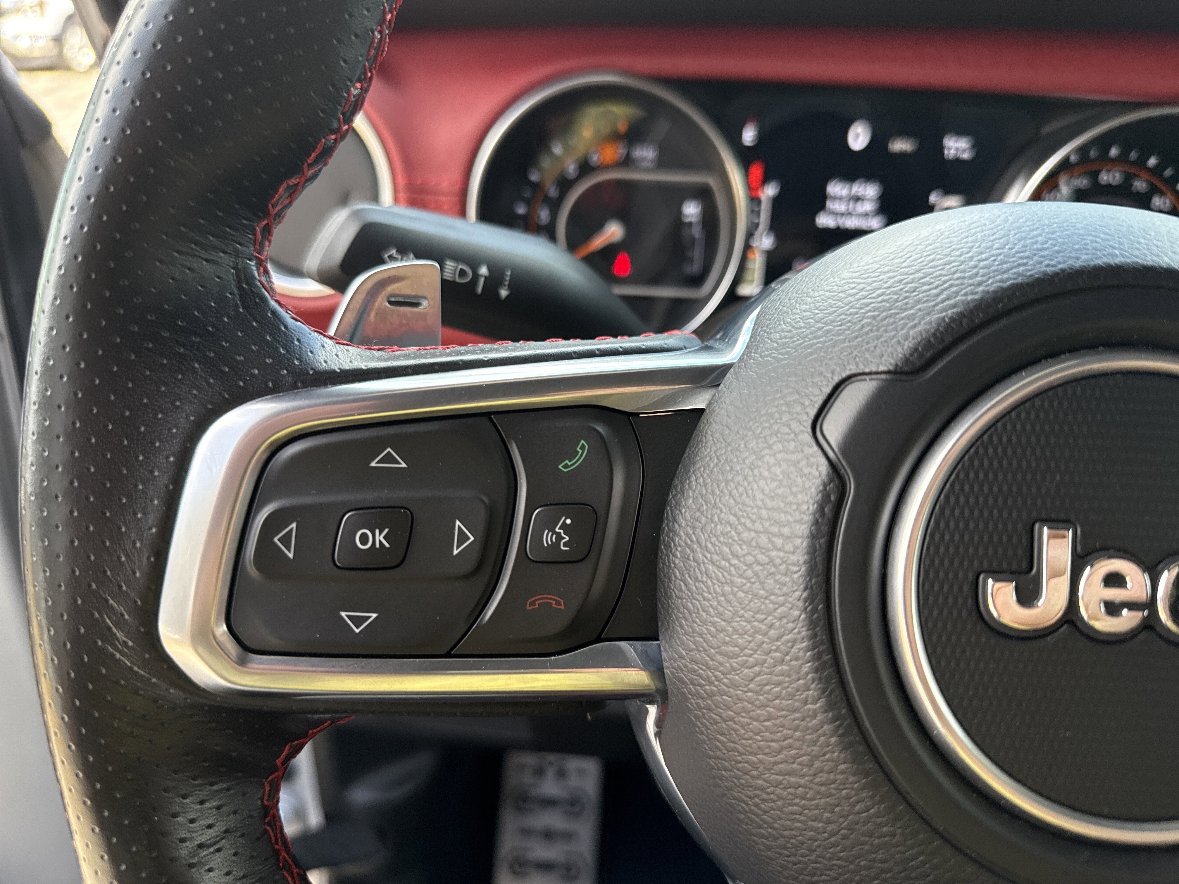 Used 2023 Jeep Wrangler Unlimited Rubicon 392 AWD/4WD image 28